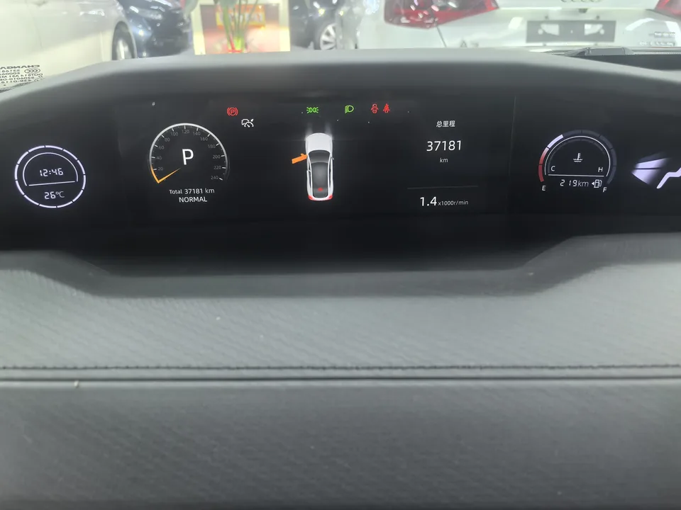 Changan UNI-V Changan UNI-V 2022 1.5T Smart Pilot 2022 — thumbnail 3