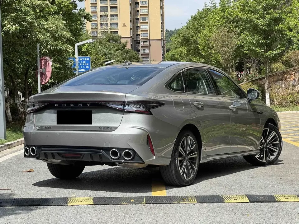Chery Arrizo 8 Arrizo 8 2025 1.6TGDI DCT 2025 — thumbnail 2