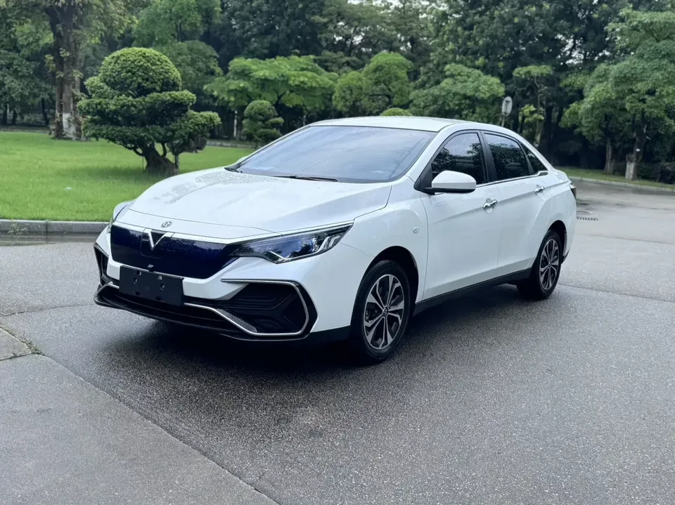 Kai Chen Venucia D60 EV Venucia D60 EV 2022 PLUS SI comfort version 2026 — photo 1, buy with delivery to Moscow