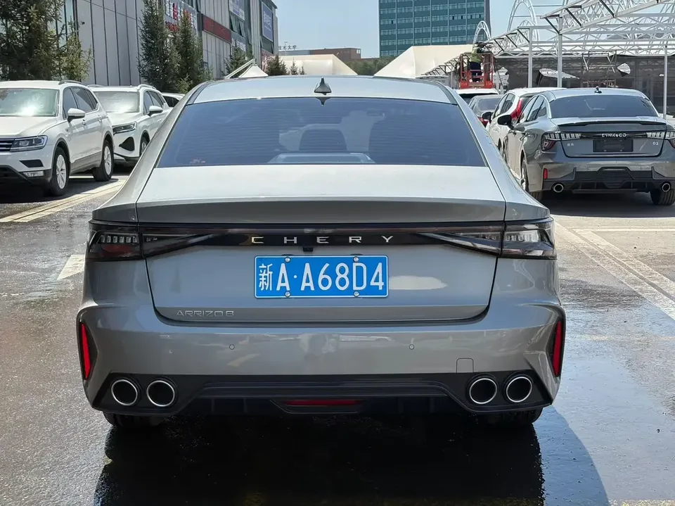 Chery Arrizo 8 Arrizo 8 2025 1.6TGDI DCT Intelligence 2025 — thumbnail 2