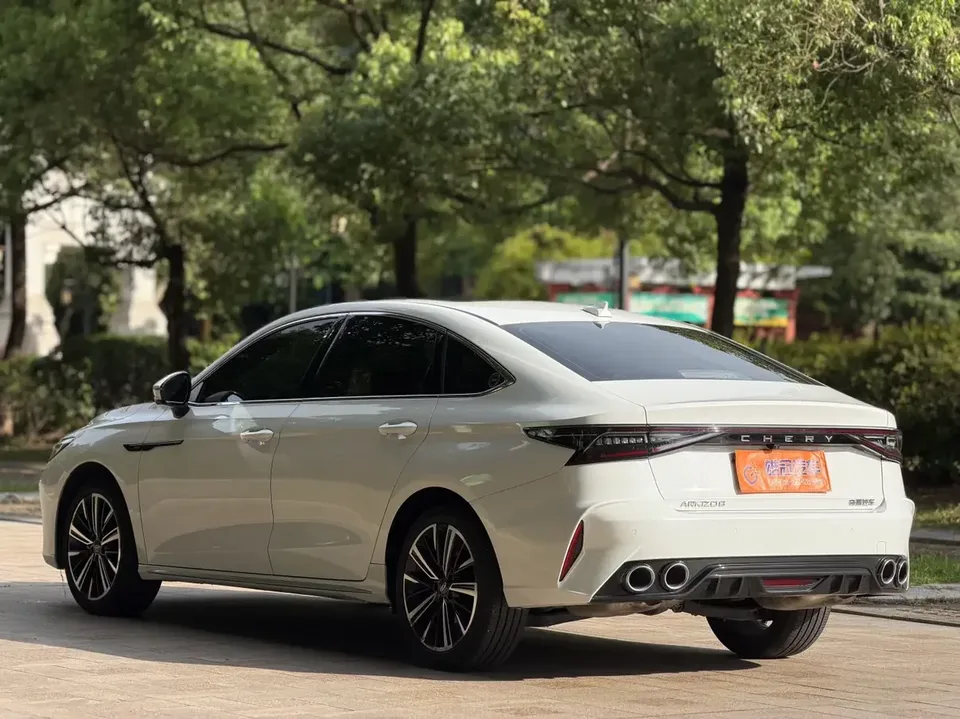 Chery Arrizo 8 Arrizo 8 2025 1.6TGDI DCT Intelligence 2025 — thumbnail 2