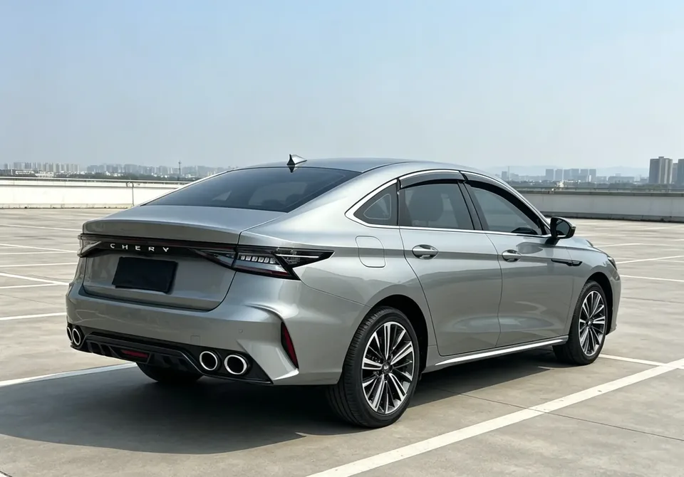 Chery Arrizo 8 Arrizo 8 2025 1.6TGDI DCT Excellence Edition 2025 — thumbnail 2