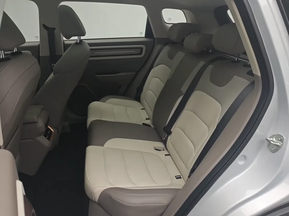 Geely ICON Geely ICON 2026 1.5TD Chocolate Edition 2025 — thumbnail 3