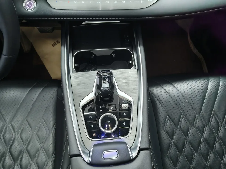 Chery Tiggo 7 Plus Tiggo 7 PLUS 2023 Champion Edition 1.5TCI CVT Luxury 2023 — thumbnail 4