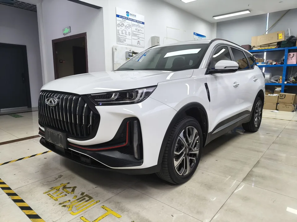Chery Tiggo 7 Plus Tiggo 7 PLUS 2023 Champion Edition 1.5TCI CVT Luxury 2023 — photo 1, buy with delivery to Moscow