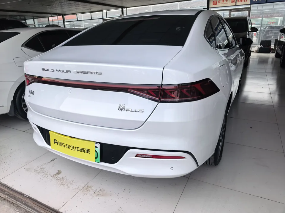 BYD Qin PLUS EV Qin PLUS EV 2024 Honor Edition 420KM Leading Model 2025 — миниатюра 2