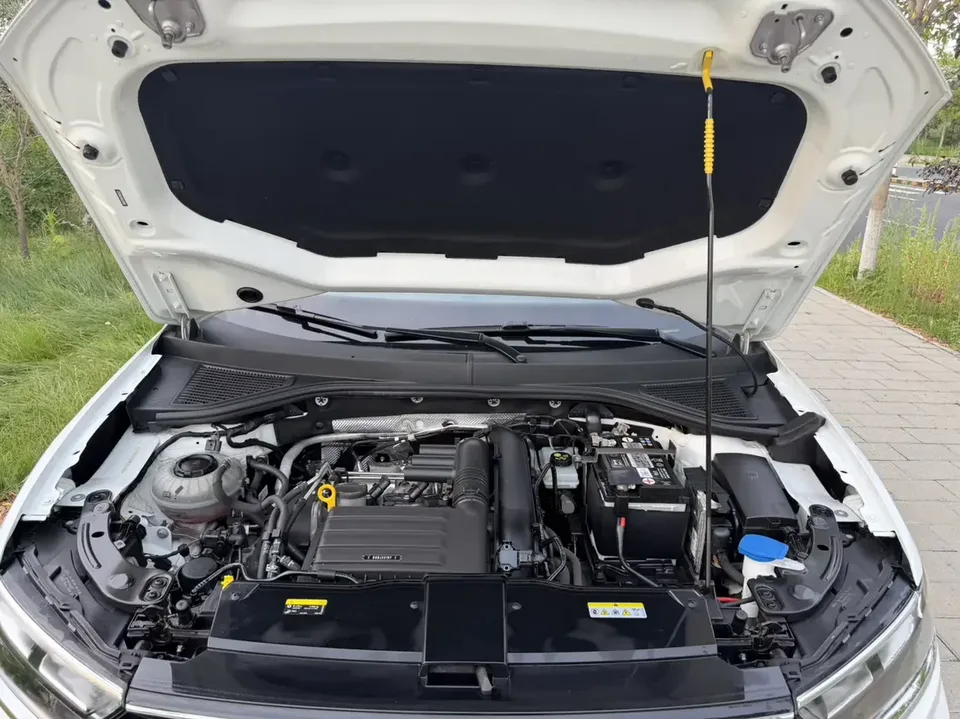 Volkswagen T-Roc TANG 2022 280TSI DSG 2WD Comfort PLUS 2022 — thumbnail 3
