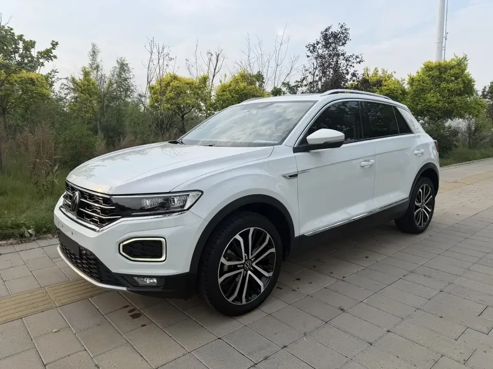 Volkswagen T-Roc TANG 2022 280TSI DSG 2WD Comfort PLUS 2022 — photo 1, buy with delivery to Moscow