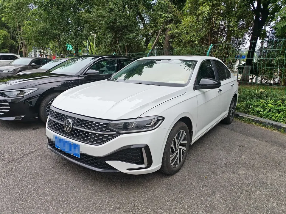 Volkswagen Lavida Lavida 2024 300TSI DSG Starry Sky Leading Edition 2025 — photo 1, buy with delivery to Moscow