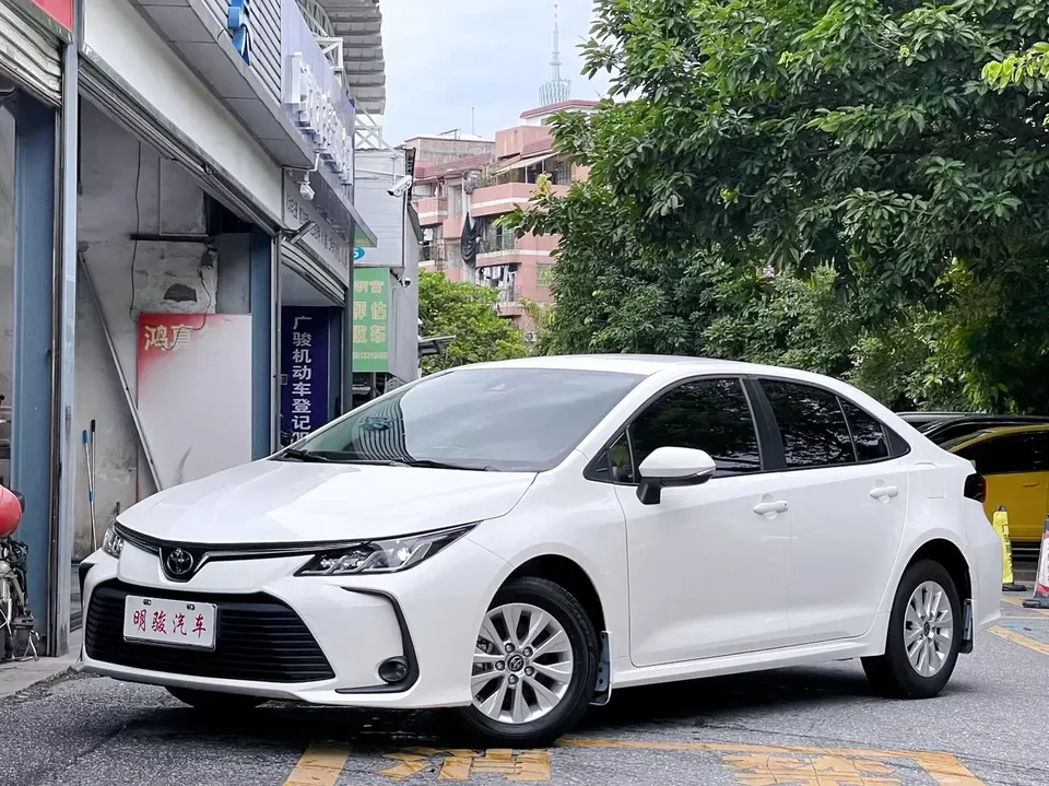 Toyota Corolla Corolla 2024 1.2T S-CVT Pioneer Edition 2024 — photo 1, buy with delivery to Moscow