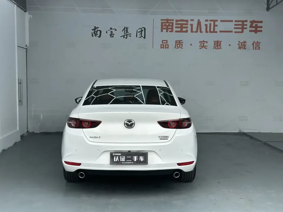Mazda Axela Mazda3 Angkesela 2023 2.0L Automatic Quality Edition 2024 — thumbnail 2