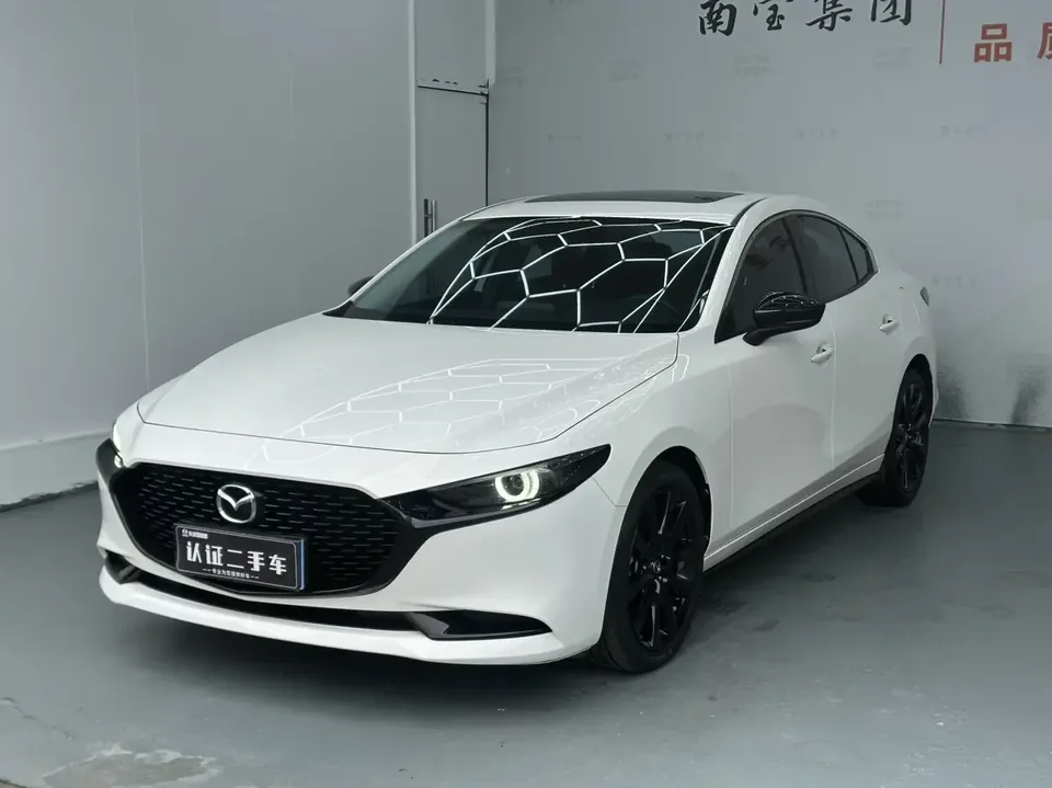 Mazda Axela Mazda3 Angkesela 2023 2.0L Automatic Quality Edition 2024 — photo 1, buy with delivery to Moscow