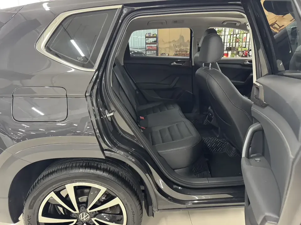 Volkswagen Tharu tuyue 2022 280TSI 2WD Deluxe Edition 2022 — thumbnail 4