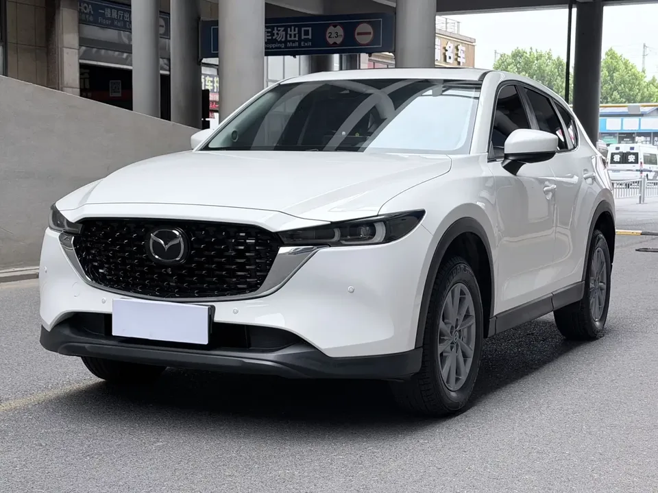 Mazda CX-5 Mazda CX-5 2025 2.0L Automatic 2WD Zhishang Pro 2025 — photo 1, buy with delivery to Moscow