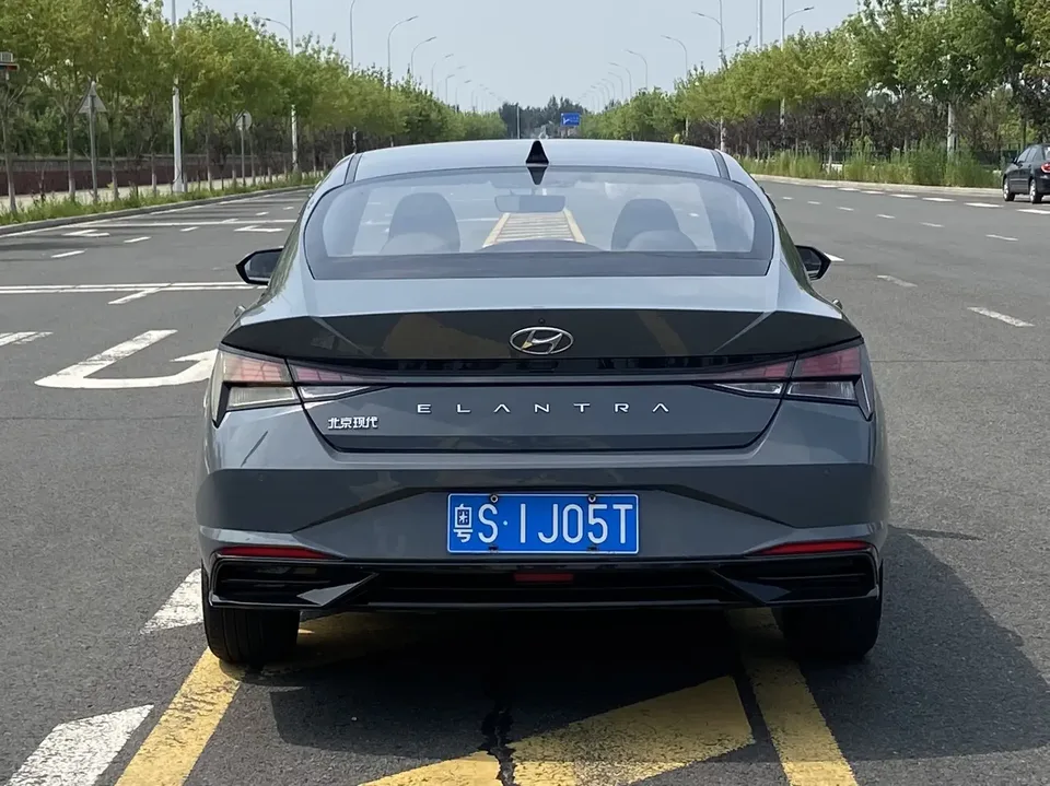 Hyundai Elantra Elantra 2022 1.5L CVT GLX Elite Edition 2022 — миниатюра 2