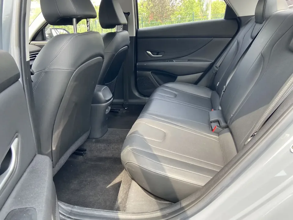 Hyundai Elantra Elantra 2022 1.5L CVT GLX Elite Edition 2022 — миниатюра 5