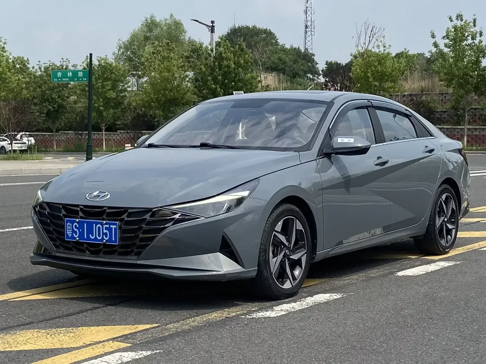 Hyundai Elantra Elantra 2022 1.5L CVT GLX Elite Edition 2022 — photo 1, buy with delivery to Moscow