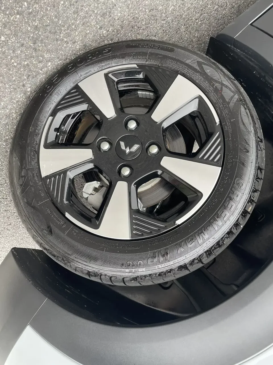 Wuling Bingo PLUS Wuling Bingo PLUS 2024 330km five-seater version 2025 — thumbnail 4