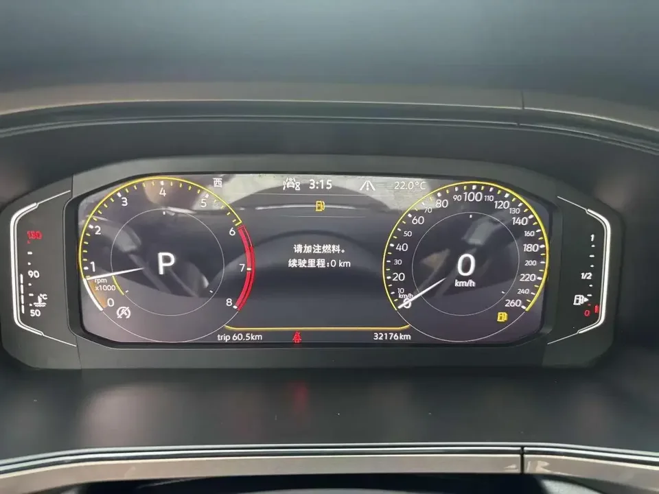Volkswagen Tharu tuyue 2022 280TSI 2WD Deluxe Edition 2022 — thumbnail 3