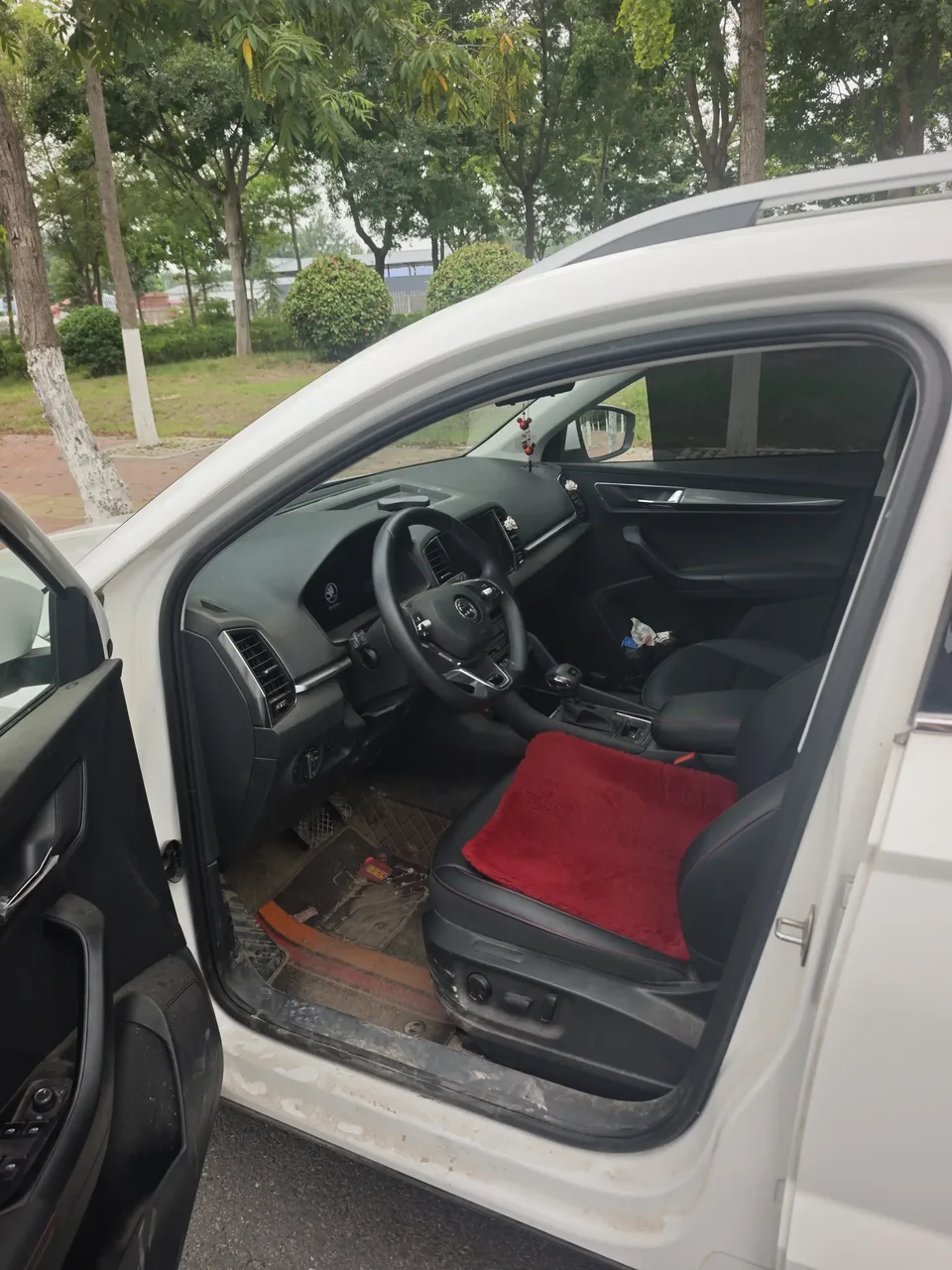 Skoda Karoq Korok 2022 TSI280 Smart Edition 2023 — thumbnail 4