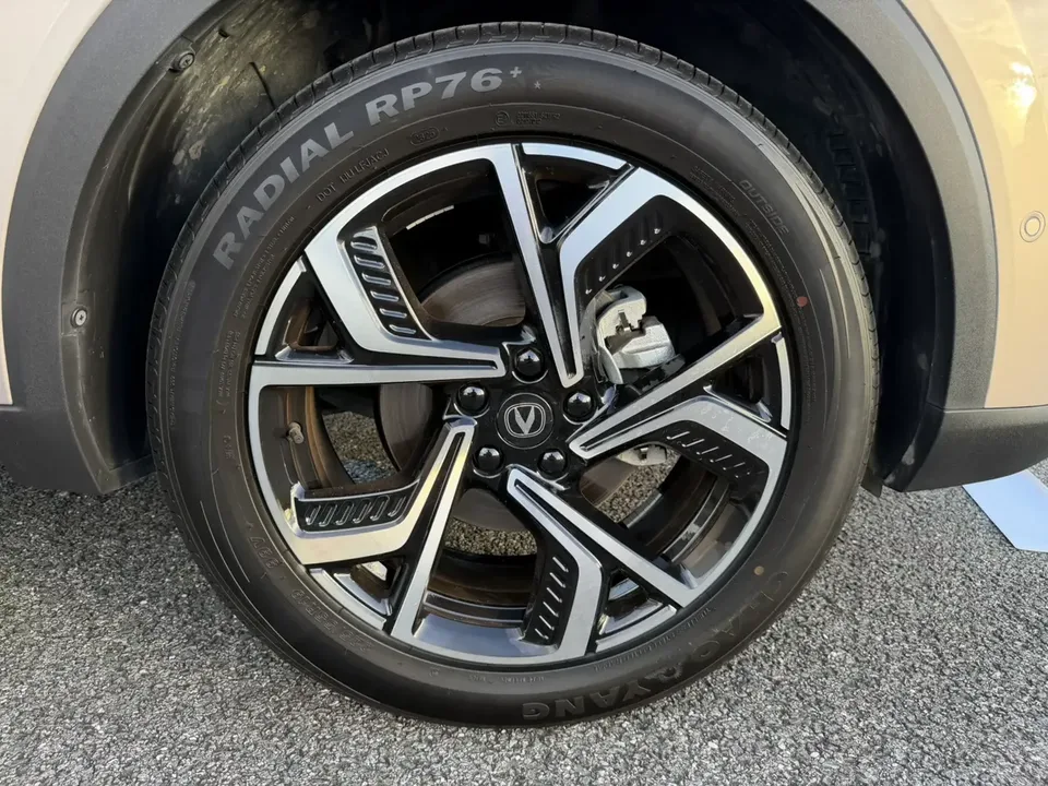 Changan CS55 Plus Changan CS55 PLUS 2026 Fourth Generation New Blue Whale 1.5T Tian Shu Premium Edition 2025 — thumbnail 5