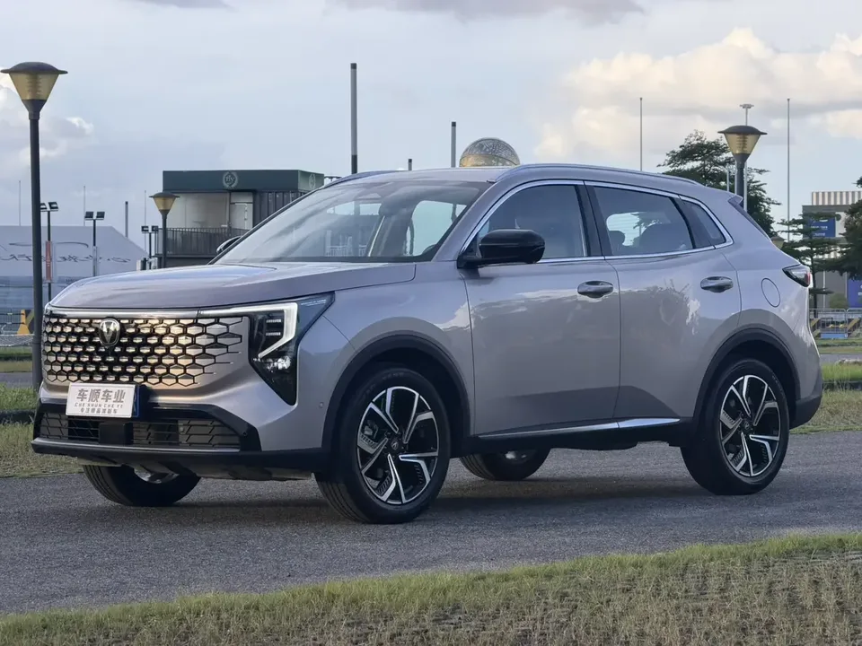 Changan CS55 Plus Changan CS55 PLUS 2026 Fourth Generation New Blue Whale 1.5T Tian Shu Premium Edition 2025 — photo 1, buy with delivery to Moscow