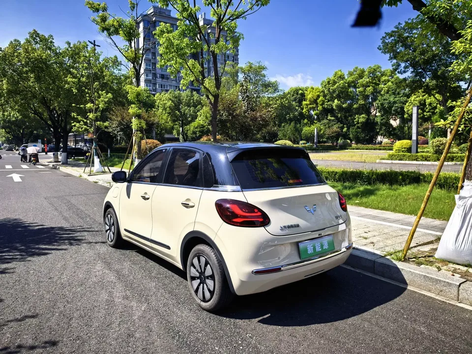 Wuling Bingo Wuling Bingo 2025 410KM Lingxi Premium Edition 2025 — thumbnail 2