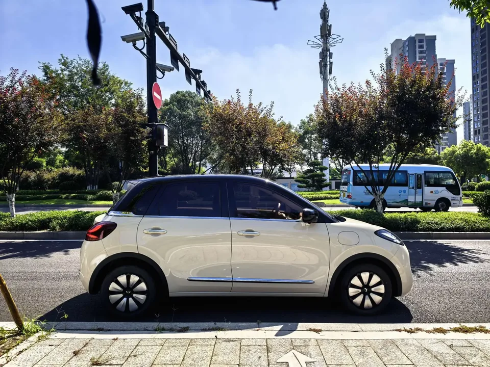 Wuling Bingo Wuling Bingo 2025 410KM Lingxi Premium Edition 2025 — thumbnail 5
