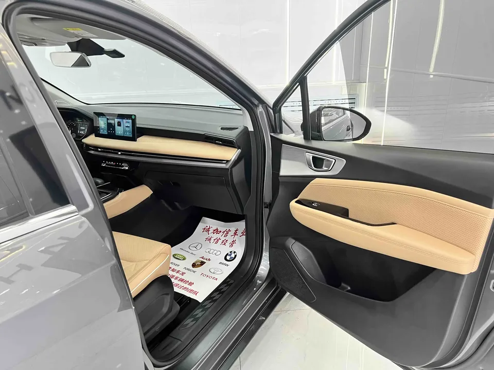 Wuling Jiachen Wuling Jiachen 2022 1.5T CVT Premium Flagship Model 2023 — thumbnail 5