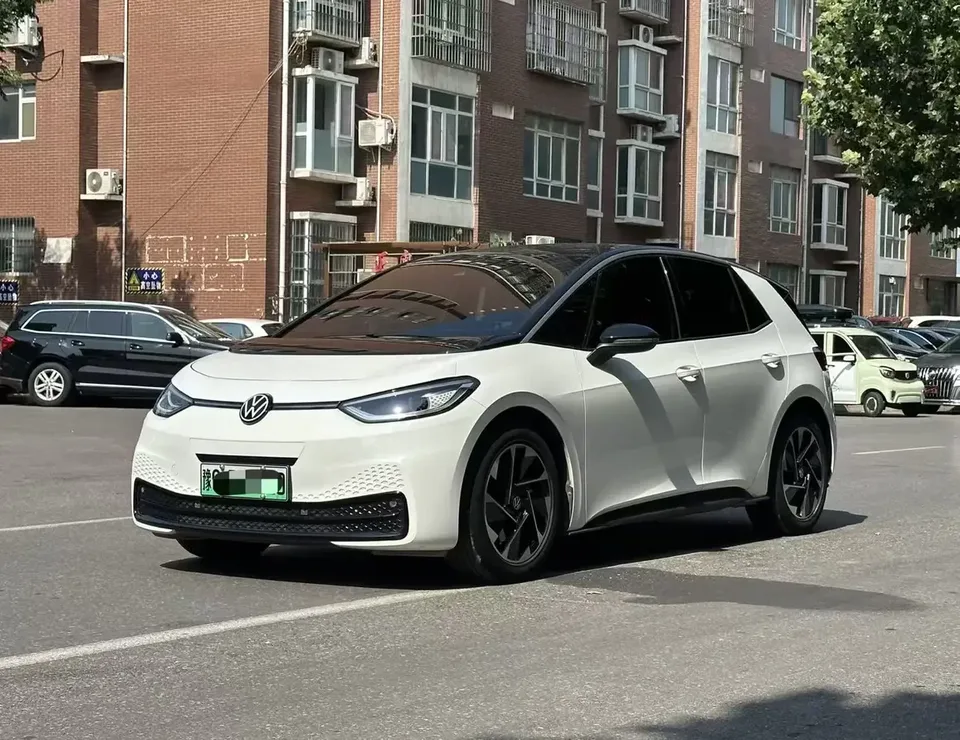 Volkswagen ID.3 Volkswagen ID.3 2024 Extreme Edition 2024 — photo 1, buy with delivery to Moscow