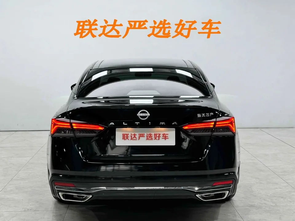 Nissan Altima Sound of nature 2022 2.0L XL-Upr Premium Edition 2023 — thumbnail 2