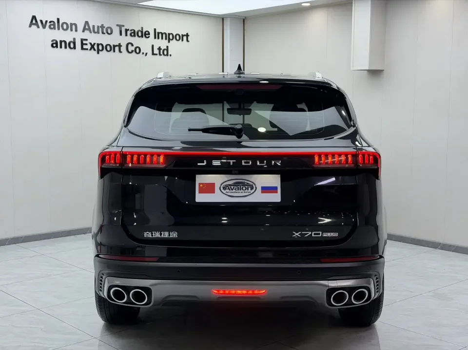 Jetour Jietu X70 PLUS Jietu X70 PLUS 2022 1.5T DCT Premium Edition 7 Seaters 2023 — thumbnail 2