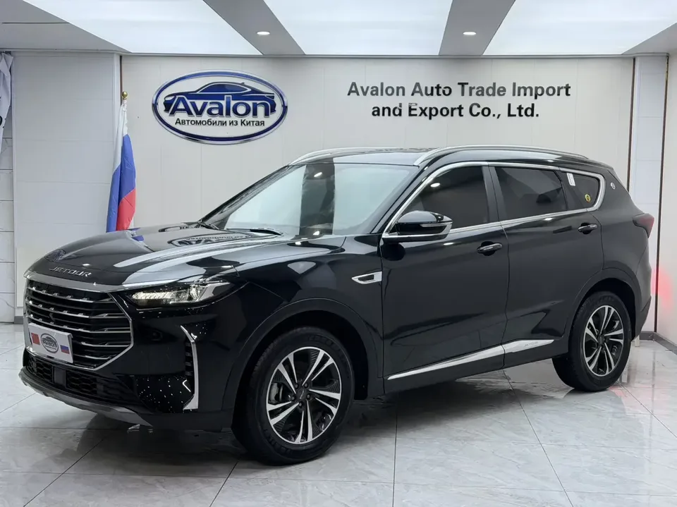 Jetour Jietu X70 PLUS Jietu X70 PLUS 2022 1.5T DCT Premium Edition 7 Seaters 2023 — photo 1, buy with delivery to Moscow