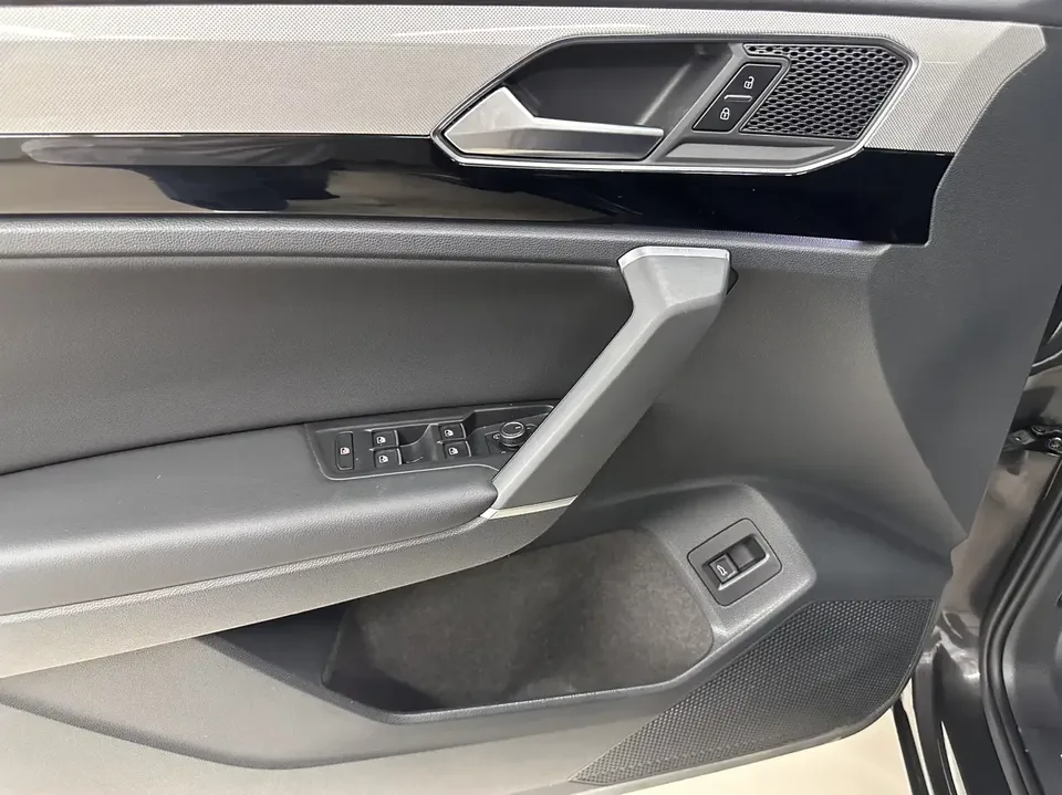 Volkswagen Tayron Tanyue 2022 280TSI 2WD Luxury Smart Edition 2022 — thumbnail 5