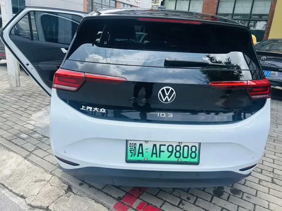 Volkswagen ID.3 Volkswagen ID.3 2023 Upgraded Pure Smart Edition 2023 — миниатюра 2