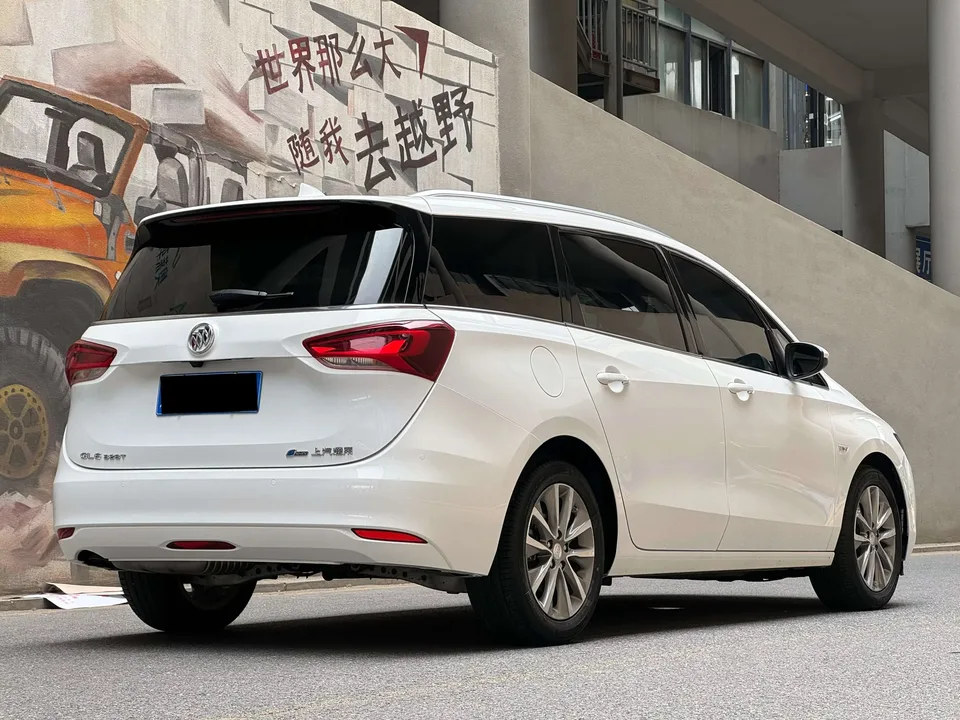 Buick GL6 Buick GL6 2021 323T 2022 — thumbnail 2
