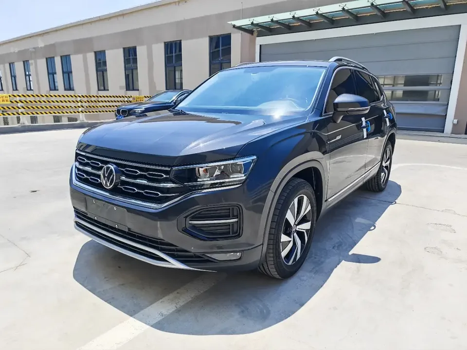 Volkswagen Tayron Tanyue 2022 280TSI 2WD Luxury Smart Edition 2022 — photo 1, buy with delivery to Moscow
