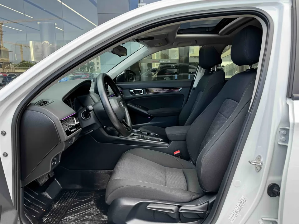 Honda Integra Style 2023 240TURBO CVT Tech Edition 2024 — thumbnail 5