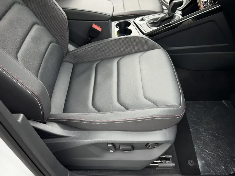 Volkswagen Tayron Tanyue 2022 280TSI 2WD Luxury Smart Edition 2022 — thumbnail 3