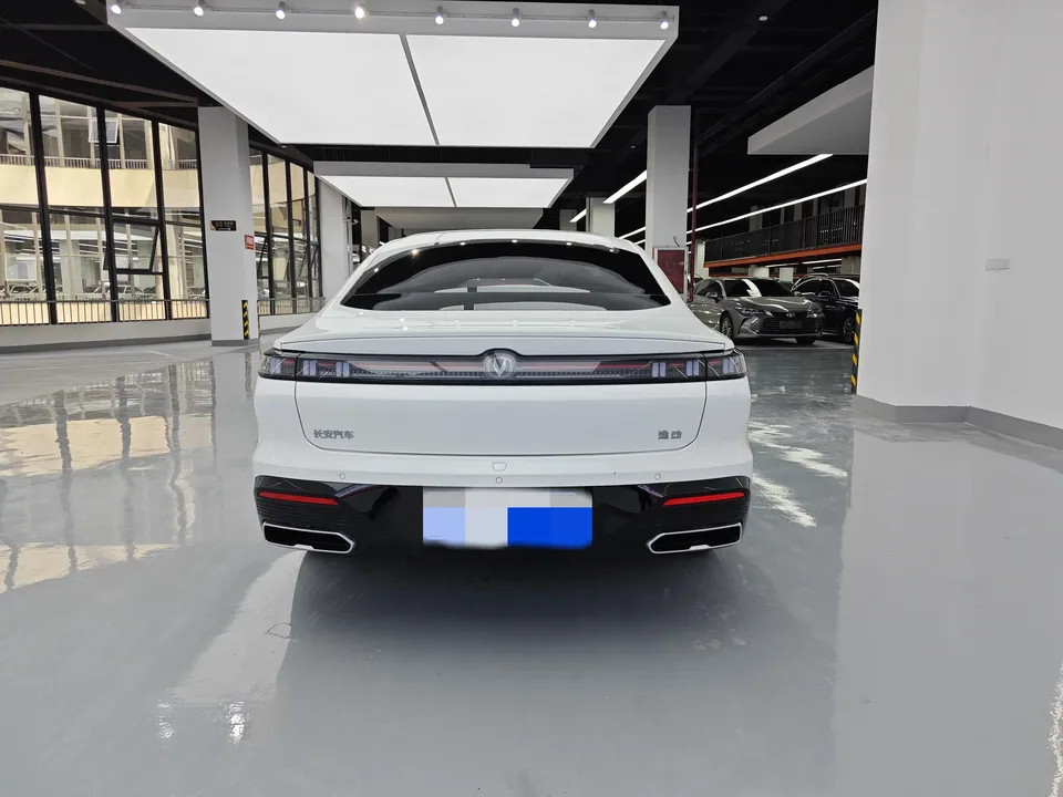 Changan Escape Escape 2026 Fourth-generation 1.5T DCT 500Bar Jinxiang model 2025 — thumbnail 2
