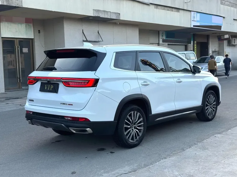 Jetour Jietu X90 PLUS Jietu X90 PLUS 2024 1.6TD DCT Family Fun Edition 2024 — миниатюра 2