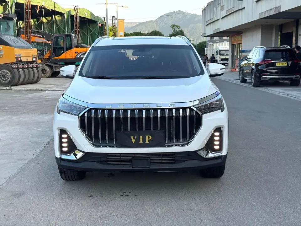 Jetour Jietu X90 PLUS Jietu X90 PLUS 2024 1.6TD DCT Family Fun Edition 2024 — фото 1, купить с доставкой в Москву