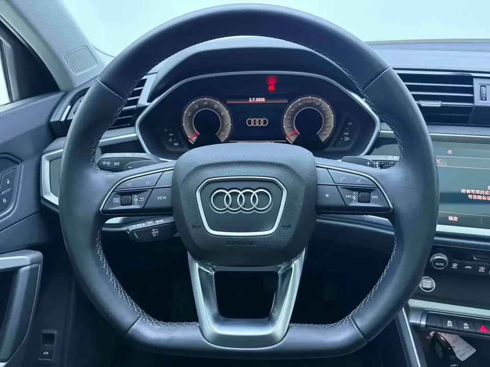 Audi Q3 Audi Q3 2022 35 TFSI Stylish Dynamic 2022 — thumbnail 4