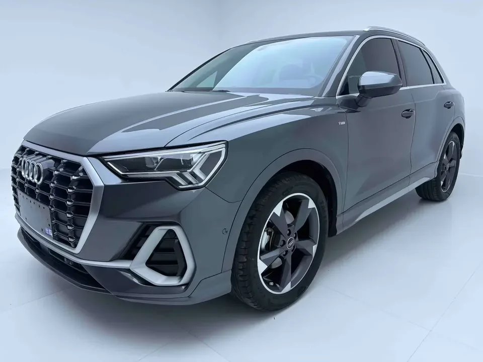 Audi Q3 Audi Q3 2022 35 TFSI Stylish Dynamic 2022 — photo 1, buy with delivery to Moscow