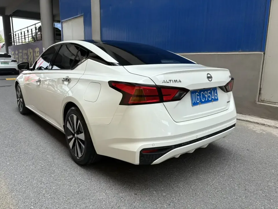 Nissan Altima Sound of nature 2021 2.0L XL Comfort Edition 2023 — thumbnail 2