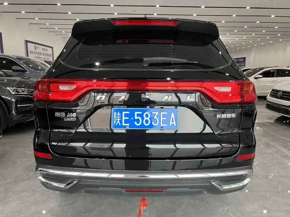 Haval M6 Haval M6 2021 PLUS 1.5T DCT Luxury Intelligent Connection 2022 — thumbnail 2