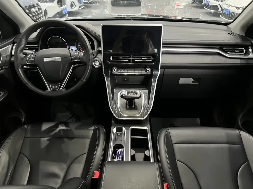 Haval M6 Haval M6 2021 PLUS 1.5T DCT Luxury Intelligent Connection 2022 — thumbnail 4