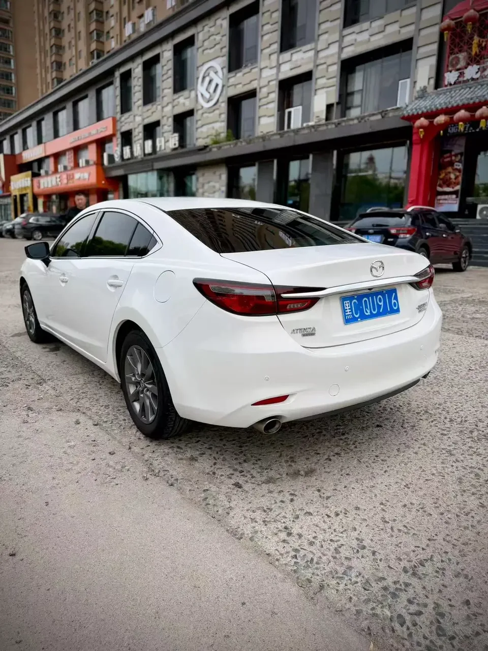 Mazda Atenza Atez 2021 2.0L Blue Sky Deluxe Edition 2022 — thumbnail 2