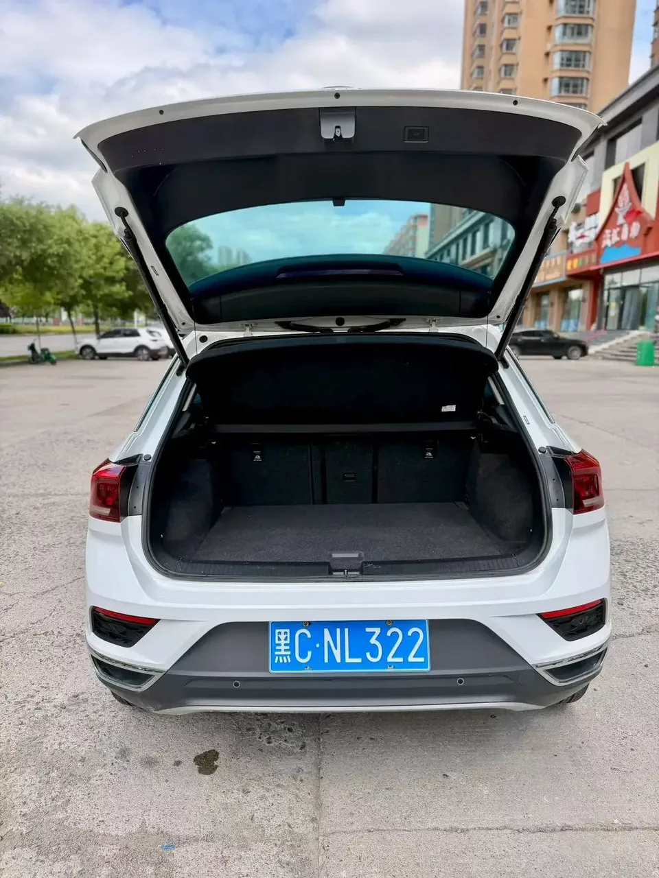 Volkswagen T-Roc TANG 2022 280TSI DSG 2WD Elite PLUS 2022 — thumbnail 4