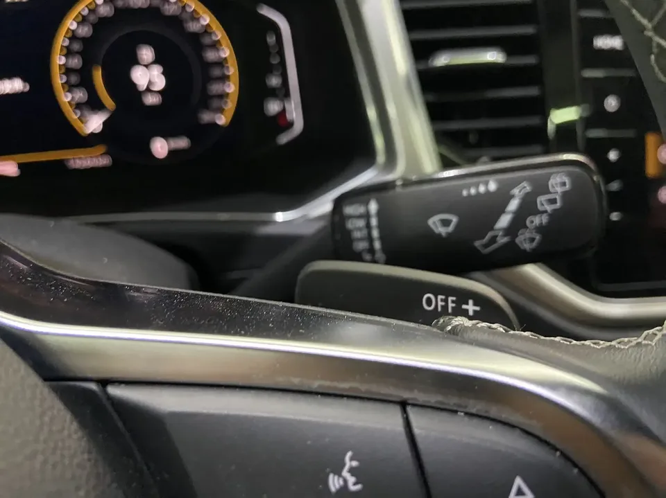 Volkswagen T-Roc TANG 2022 280TSI DSG 2WD R-Line Pro PLUS 2022 — thumbnail 3